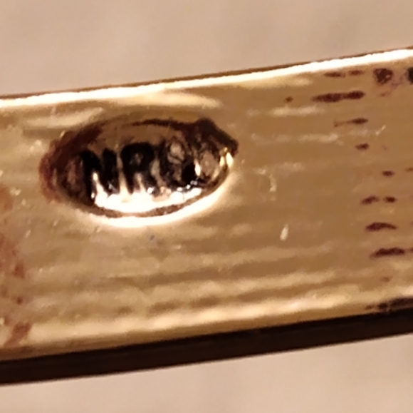 Vintage 4pc lot elephant bracelet, pin and charms - Picture 6 of 10